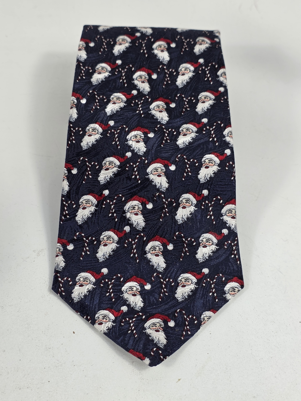 Vintage Cape Cod Neckwear Santa Claus Christmas Tie 100% Silk USA Holiday